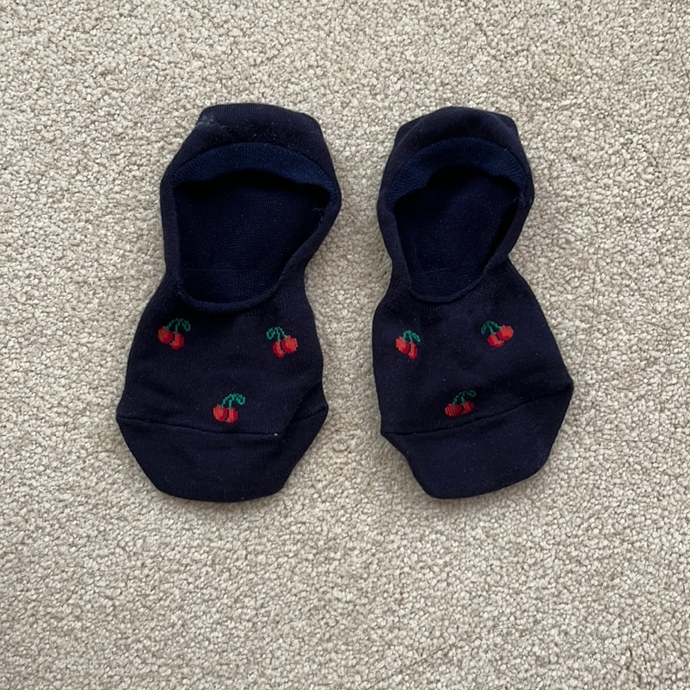 Banana Republic Factory cherry ankle socks